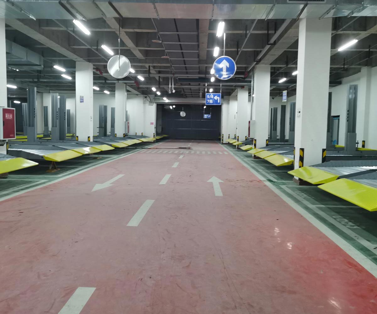 怒江兩層升降橫移停車庫安裝