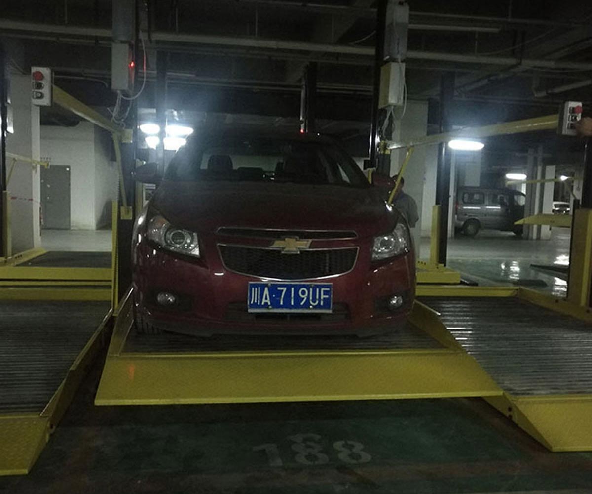 鎮(zhèn)雄雙柱簡易升降立體車庫停車設(shè)備過規(guī)劃